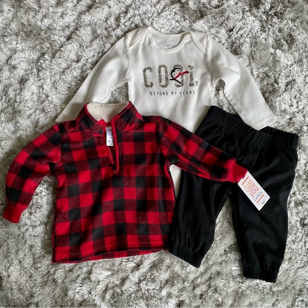 Carter’s NWT Baby 3 Piece Matching Set Size 6 Months